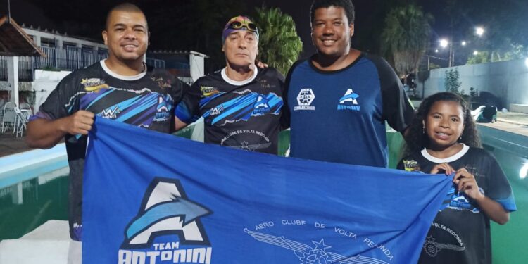 Atletas de Volta Redonda participam do Rei e Rainha do Mar em Copacabana