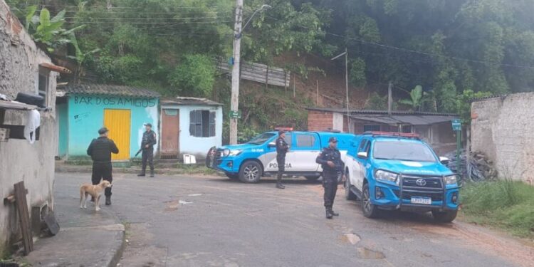 Polícia Militar deflagra operação no Condado e Ilha das Cobras em Paraty