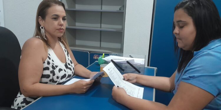 Vereadora Paola da Pizzaria se reúne com delegados da 4ª Conferência Nacional da Juventude, em Barra Mansa