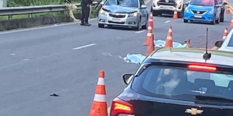 Mulher morre em atropelamento na Rio-Santos, em Mangaratiba