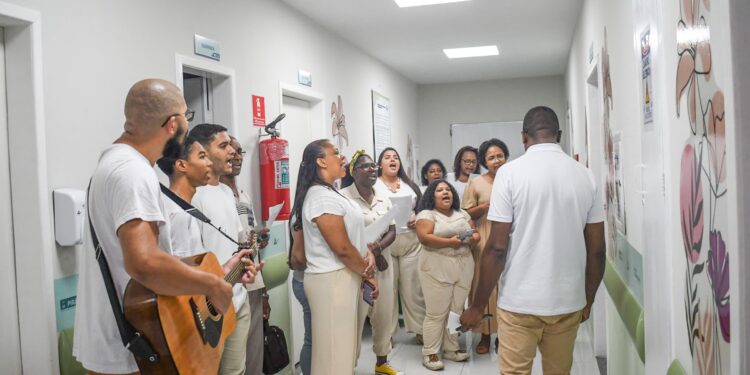 Piraí: Cantata de Natal no Hospital Flávio Leal emociona pacientes e funcionários