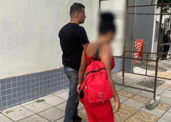 Funcionária de loja é presa em flagrante por utilizar atestado médico falso em Volta Redonda