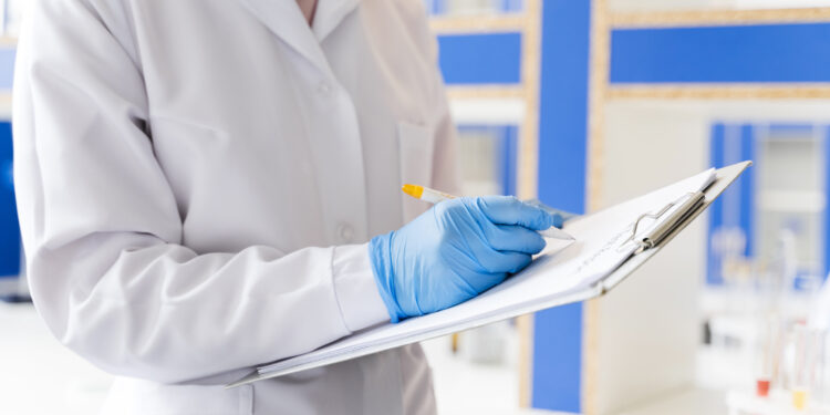 Condutores com CNH nas categorias C, D e E têm até 28 de dezembro para fazer o exame toxicológico