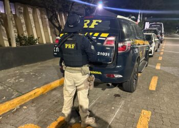 Procurado pela Justiça por homicídio é preso na Dutra, em Itatiaia