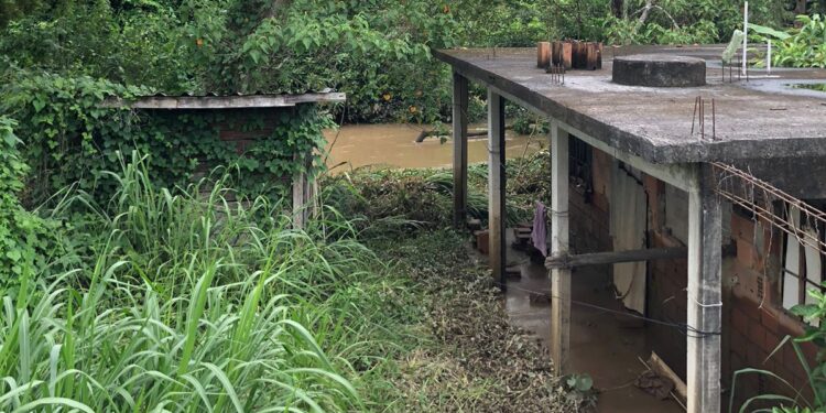 Prefeitura de Pinheiral alerta sobre construções ilegais em áreas de preservação permanente