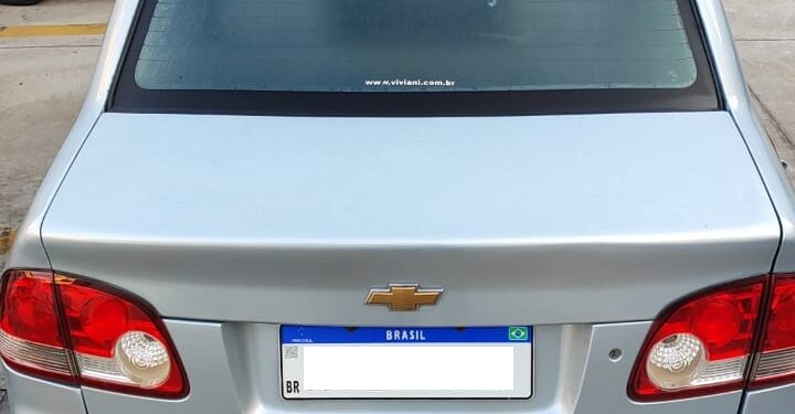 Carro roubado é recuperado pela Polícia Militar em Volta Redonda