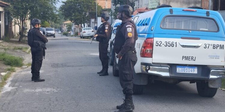 Polícia Militar realiza operação em Resende