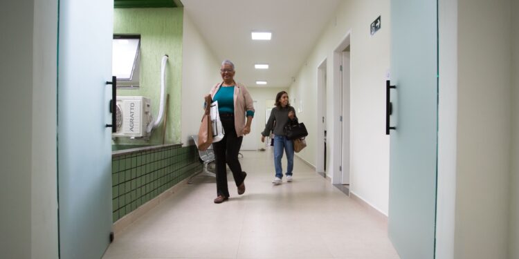 Volta Redonda prepara rede de saúde para atendimento a casos suspeitos de dengue