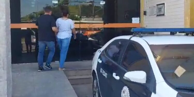 Mulher condenada a 9 anos de prisão é presa em Barra Mansa