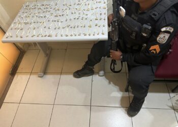 Polícia Militar apreende drogas no Vale Verde, em Volta Redonda
