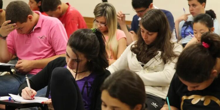 Inscrições com isenção de taxa para concurso unificado começam dia 19
