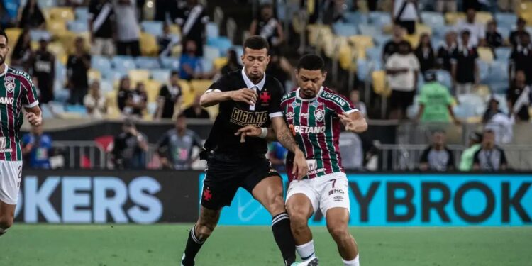 Fluminense e Vasco empatam em 0 a 0 pelo Carioca