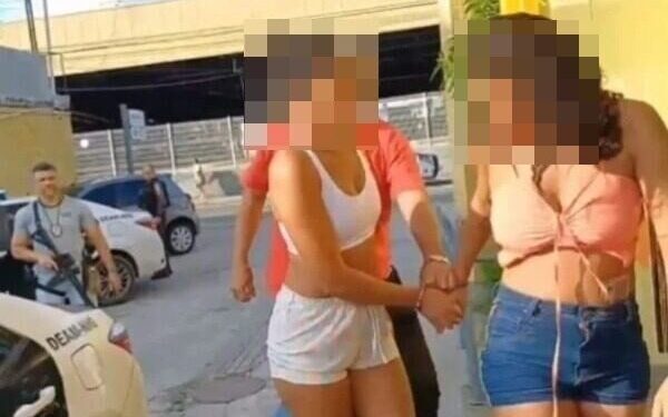 Filhas acusadas de tentarem matar a própria mãe são presas