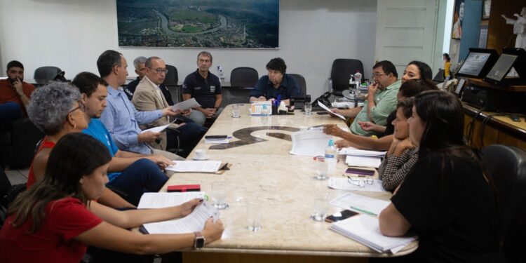 Volta Redonda realiza encontro para fortalecimento da assistência às pessoas em situação de rua