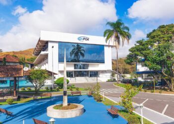 Pesquisa aponta que pós-graduação pode aumentar salário em até 255%&nbsp;