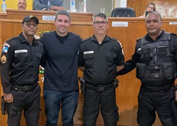 Policiais Militares e Rodoviários Federais são homenageados na Câmara de Volta Redonda 