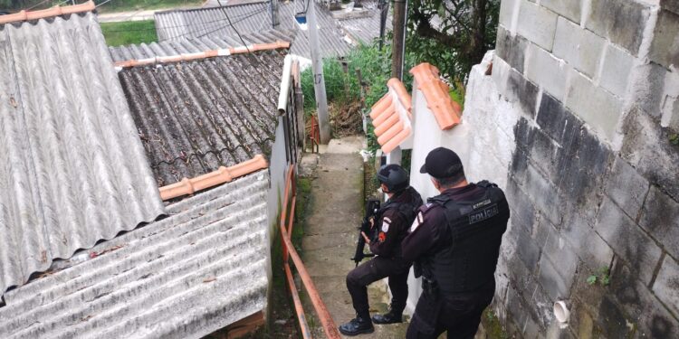 Polícia Militar realiza operação em Piraí