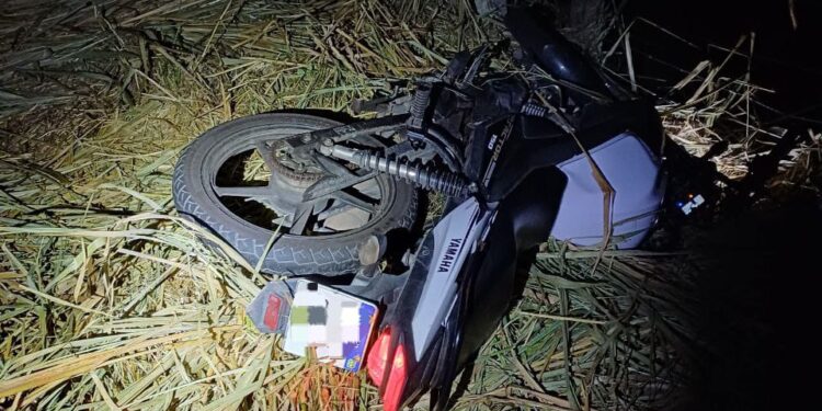 Motociclista fica ferido em acidente na Dutra