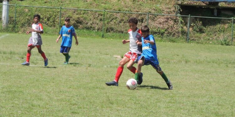 Semifinais da Copa Angra Sub-11 serão disputadas neste sábado