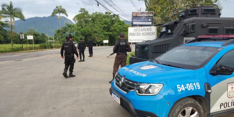 Polícia Militar realiza operação em Paraty e Vassouras