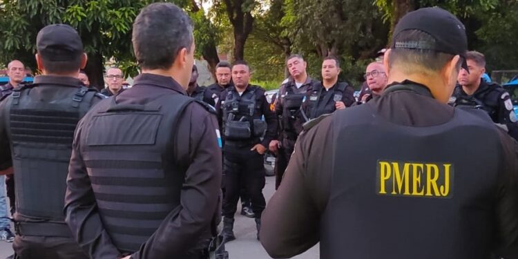 Polícia Militar realiza operação em Resende