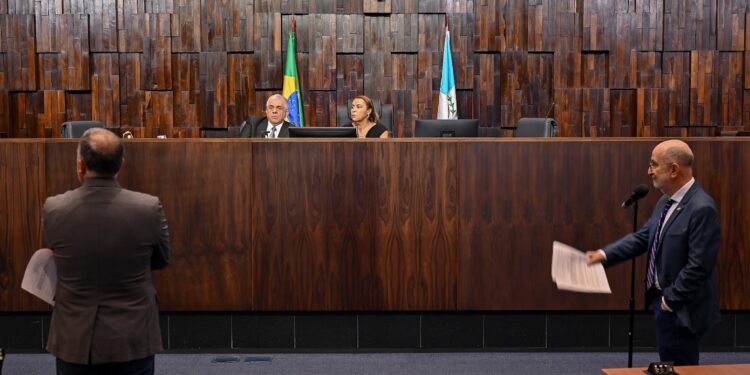 Projeto de lei prevê criação de programa para acolhimento e capacitação de pais de autistas no estado do Rio