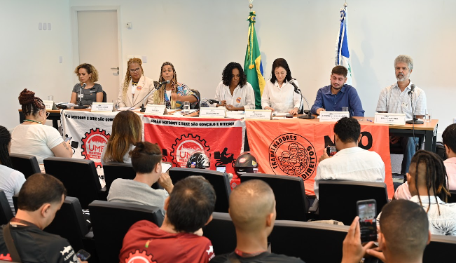 Alerj debate melhores condições de trabalho para entregadores de aplicativo