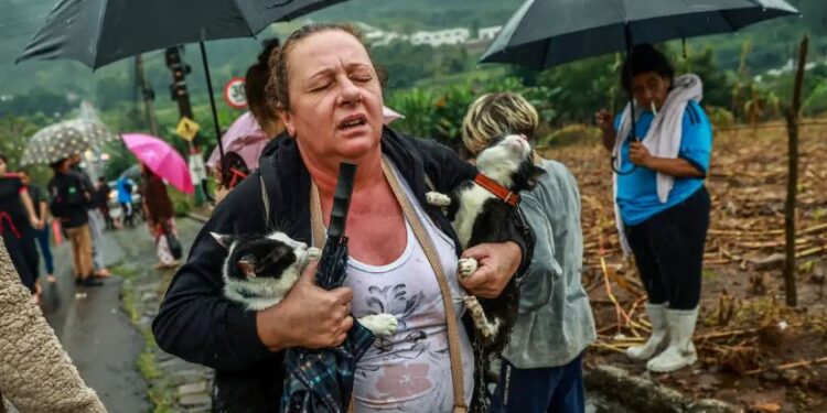 Dobra número de desalojados no Rio Grande do Sul em 24 horas