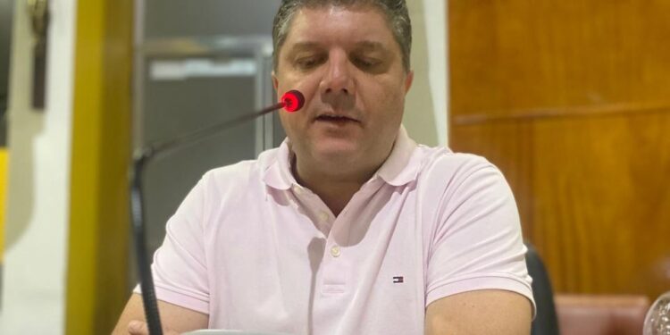 Vereador Betinho solicita campanha de prevenção a bronquiolite e reforço pediátrico nos hospitais de Volta Redonda