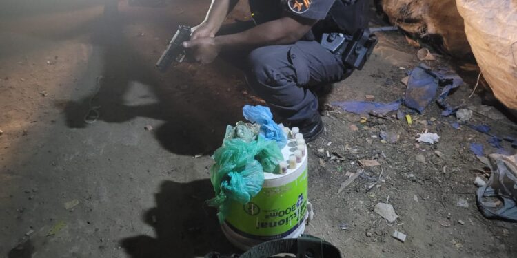 Polícia Militar apreende drogas e munições durante ações em Barra do Piraí