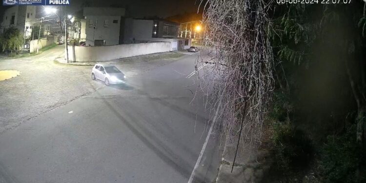 Câmeras da Ordem Pública de Volta Redonda flagram motorista dando ‘cavalo de pau’