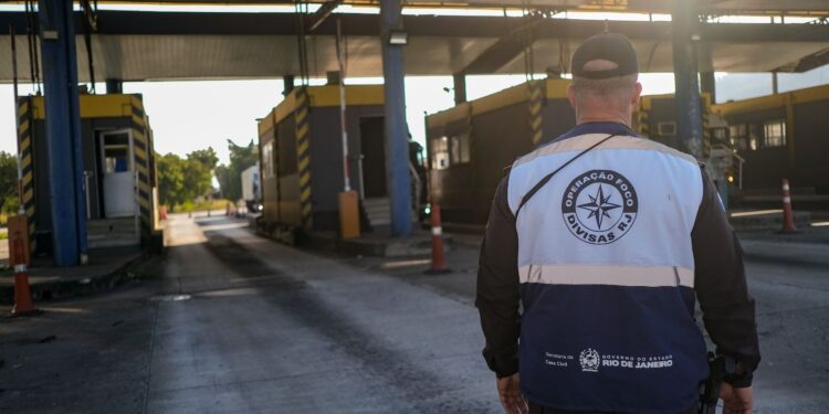 Operação Foco prende caminhoneiro foragido por estupro