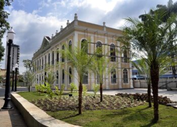Barra Mansa inicia exposição ‘Telas Gigantes’ do artista Felipe Justino
