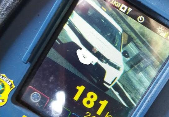 Veículo de passeio é flagrado a 181 km/h na Dutra, em Barra Mansa