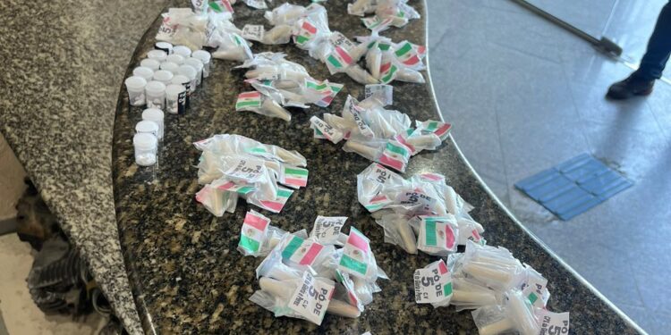 Cinco pessoas são presas com grande quantidade de drogas Em Angra dos Reis&nbsp;