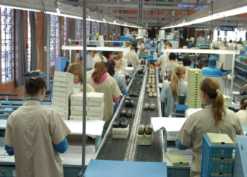 Taxa de juros afeta investimentos industriais em inovação