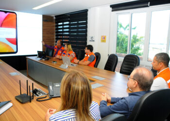 Defesa Civil realiza reunião sobre sistema de mensagens cell broadcast