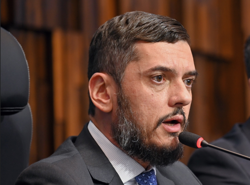 Alerj proíbe suspensão de terapias e tratamentos de autistas e pessoas neurodivergentes