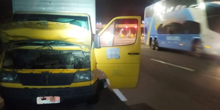 Caminhoneiro é preso por embriaguez ao volante na Dutra, em Barra Mansa
