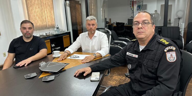 Prefeitura e Polícia Militar debatem combate à criminalidade em Barra Mansa