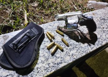 Homem é preso em flagrante por porte ilegal de arma em Resende