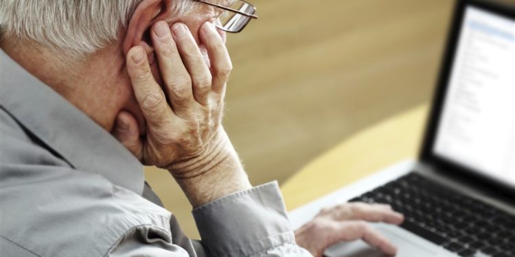 Maiores de 50 anos terão direito a curso de inclusão digital no estado do Rio