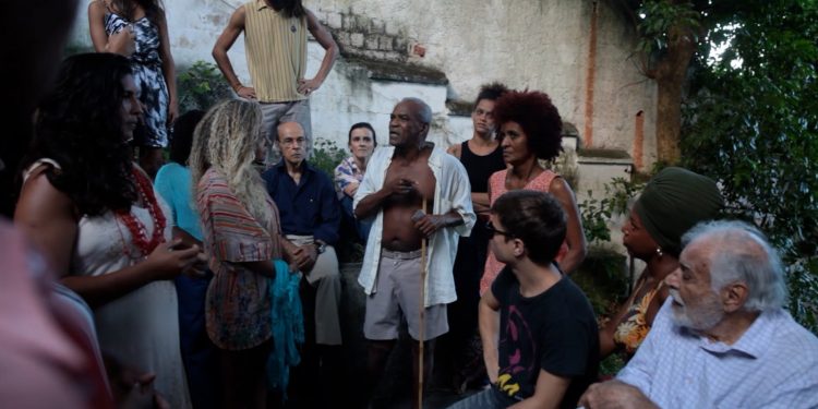 Documentário Favela do Papa será exibido nesta sexta em Volta Redonda