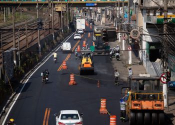 Prefeitura e Estado levam novo asfalto a mais de 300 ruas de Volta Redonda
