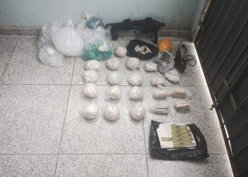 Homem é preso com mais de mil pinos de cocaína em Porto Real