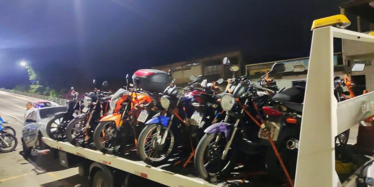 Veículos irregulares são apreendidos em Volta Redonda