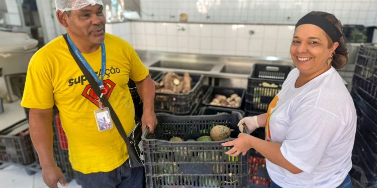 Projeto ‘Comida de Verdade’ distribuirá 1,2 tonelada de alimentos para 218 famílias em Volta Redonda