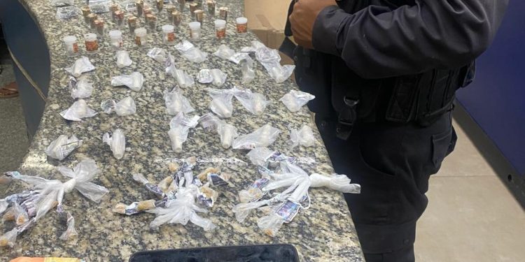 Menor é apreendido por tráfico de drogas em Barra Mansa