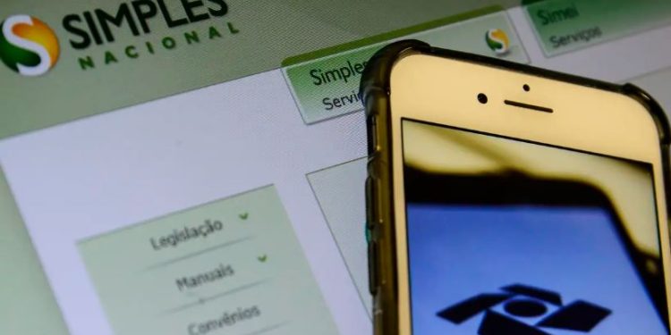 Empresas e MEI devem regularizar dívidas com Simples até dia 31