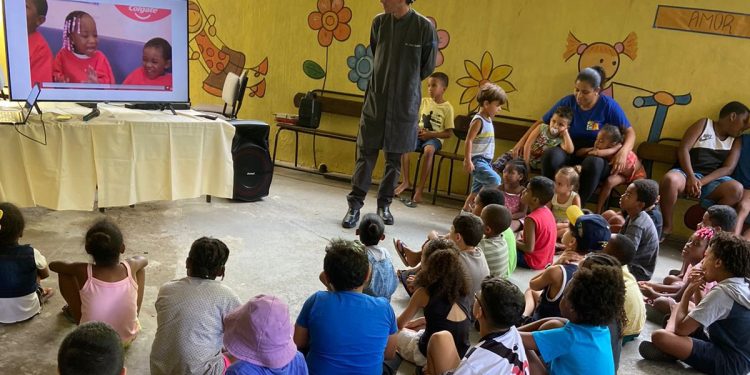‘Sorriso Saudável, Futuro Brilhante’ ensina saúde bucal para crianças e adolescentes de VR